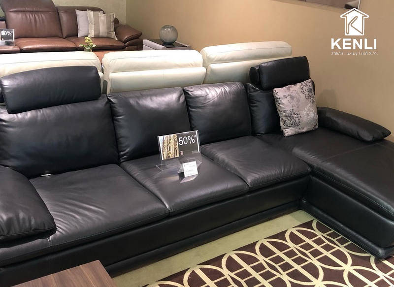 12 mẫu ghế sofa màu đen hứa hẹn gây bão trong năm 2021 1 Một mẫu ghế sofa da thật app mb66 màu đen từ M&D