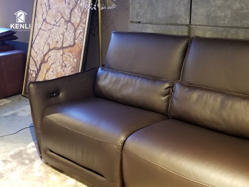 Tận hưởng cuộc sống với sofa da thật FE04 từ M&D 4 mb663 da thật nhập khẩu FE04