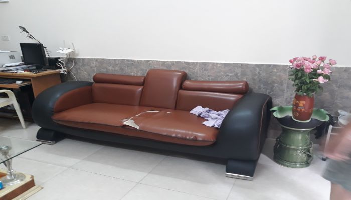 Hướng Dẫn Cách Xử Lý Sofa Da Bị Bong Tróc/Nổ da 2 Dấu hiệu Sofa da bị bong tróc, nổ da