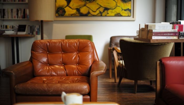 10 Mẫu Sofa Phong Cách Vintage Đầy Chân Chất, Mộc Mạc 5 Mẫu tải app mb66 da bò rất tiện lợi