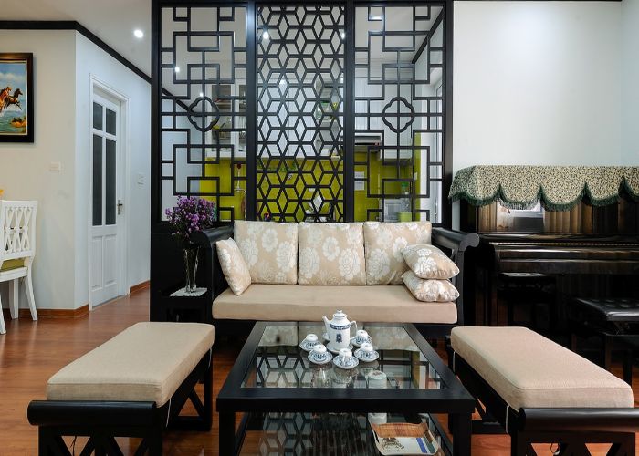 10 Mẫu Sofa Phong Cách Indochina Đong Đầy Bản Sắc 6 Mẫu Sofa kem gối tựa họa tiết hoa