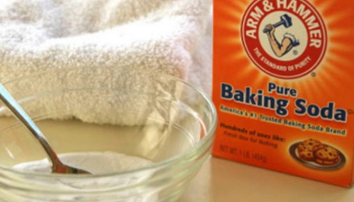 Baking Soda được đánh giá cao đánh bay vết trầy xước