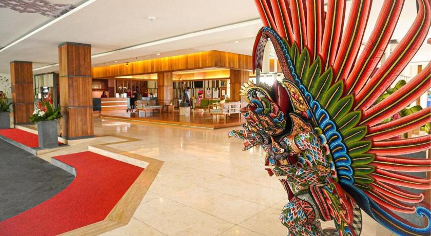 Các loại đèn trang trí bàn ăn