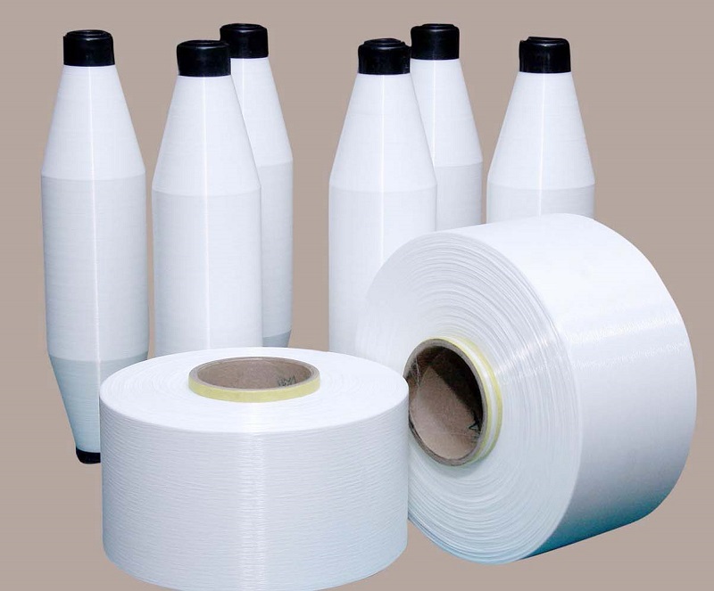 Sợi Polyester được cuốn lại thành cuộn