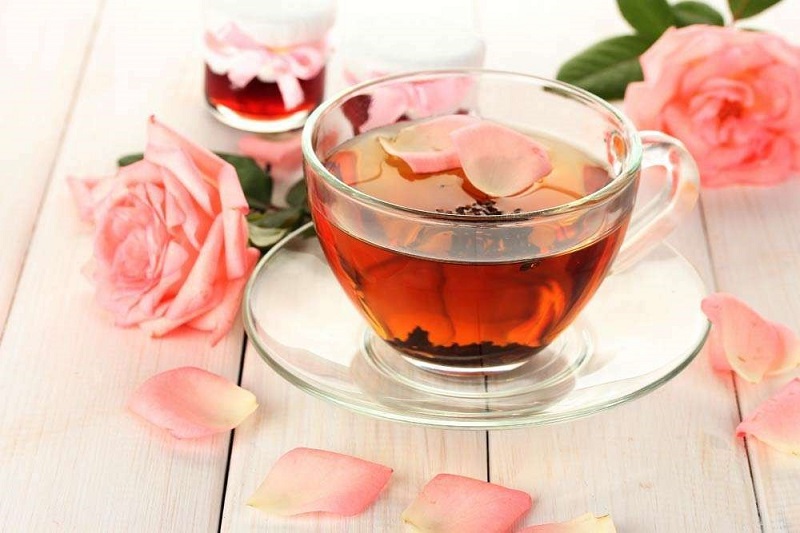 Khám Phá Ngay Công Dụng Và Cách Pha Trà Hoa Hồng Tại Nhà 1 Cách pha trà hoa hồng