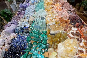 Phong thủy đá thạch anh – Chọn đúng đá, sống đúng gu, đón đúng năng lượng